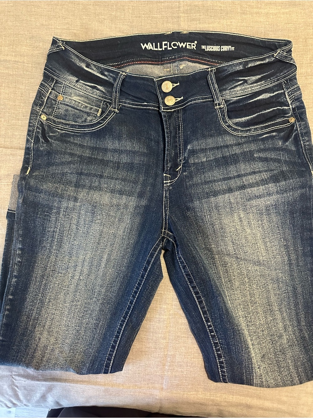 Wallflower Dark Blue Stretch Curvy jeans